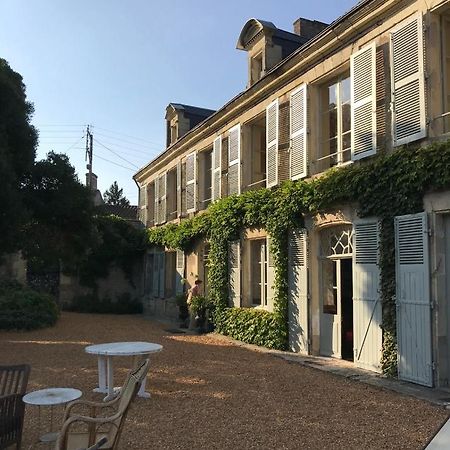 Chambres D'Hotes Le Clos De Bonneval Saint-Jean-de-Thouars Екстериор снимка